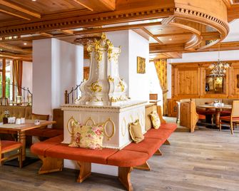 Mercure Sighisoara Binderbubi Hotel & Spa - Sighisoara - Restauracja