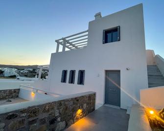 Mykonos Dot - Ano Mera - Edificio