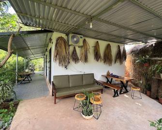 Asahi Luxstay - Muong Sang Retreat - Moc Chau - Patio