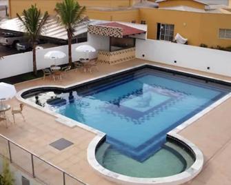 Hotel Londri Star - Londrina - Pool