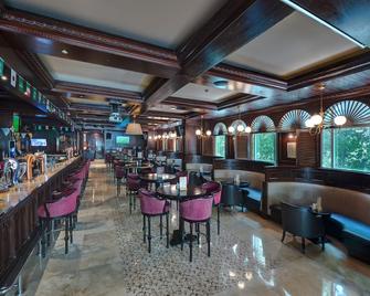 Media Rotana - Dubai - Bar