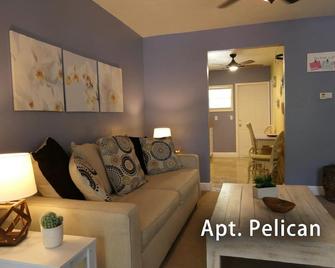 Price drop for last-minute bookings - your perfect break! - Fort Myers - Sala de estar