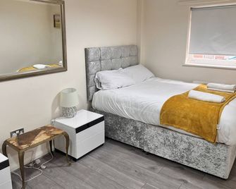 Central of High Wycombe - High Wycombe - Bedroom