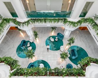 Ivi Mare - Designed for Adults by Louis Hotels - Geroskípou - Piscina