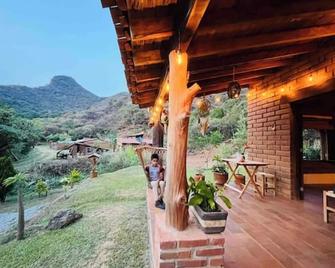 Cabana En Malinalco El Rincon De Anita - Malinalco - Patio