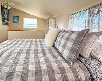 Sq Rileys Farmette - Sequim - Κρεβατοκάμαρα