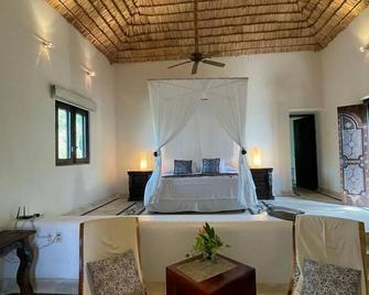 Tentaciones Hotel & Lounge Pool - Adults Only - Zihuatanejo - Phòng ngủ