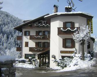 Miravalle - Auronzo di Cadore - Edificio