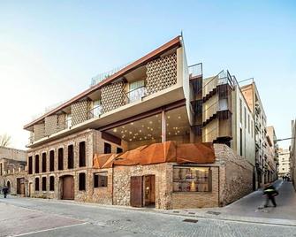 Somiatruites - Igualada - Building