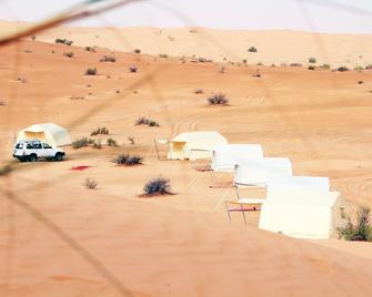 Saharansky Luxury Camp - Ksar Ghilane - Building