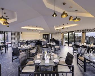 Sterling Kanha - Kanha - Restaurante