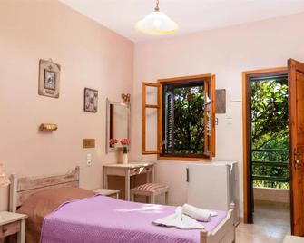 Filia Rooms - Matala - Camera da letto