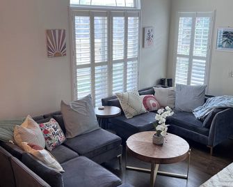 QueenCity with a View In the heart of Uptown - Charlotte - Sala de estar