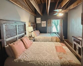 Alpine City Place - Alpine - Camera da letto