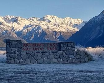 Mountain House - Arthur's Pass