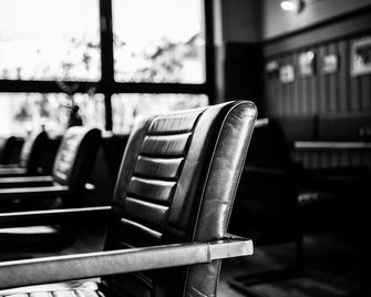 Hafen 17 Hotel Küche Bar - Kehl - Salónek