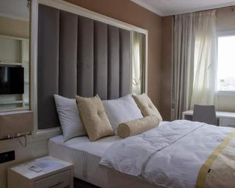 Suita Hotel - Yaoundé - Schlafzimmer