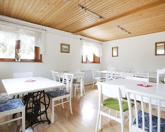 Pension Elmehøj - Stege - Eetruimte