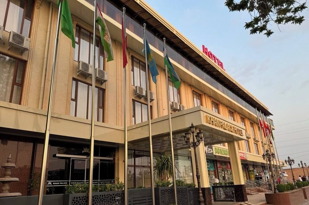 Khan Palace Hotel