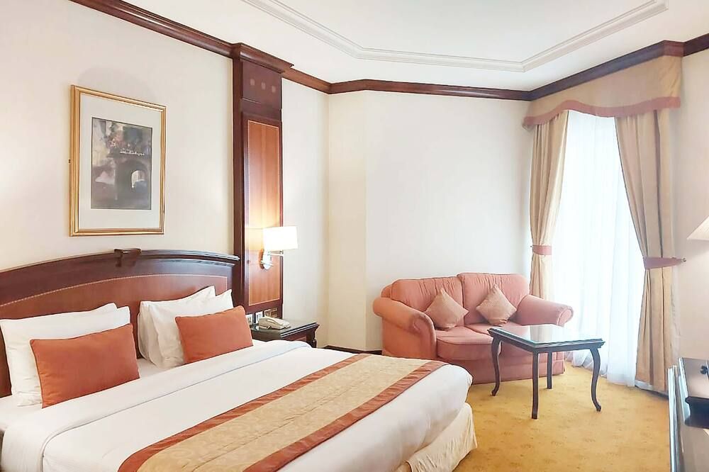 Knight Castle Hotel - Dubai