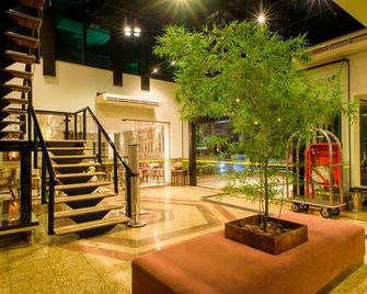 Bahamas Duplex by WS - Campo Grande - Lobby