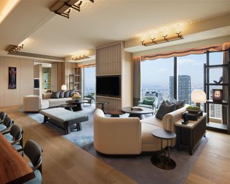 Waldorf Astoria Osaka - Osaka - Living room