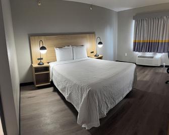Super 8 by Wyndham Richfield/Cleveland - Richfield - Habitación