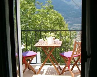 La Casa de la Abuela Clotilde - Hornos - Balcony