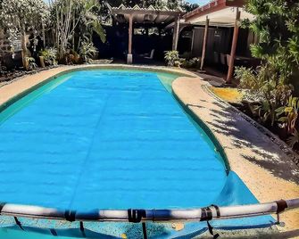 Chito's Hotel - Iloilo City - Piscina