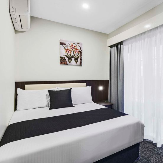 Quality Hotel Melbourne Airport image 1