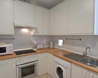 Fuencarral Apartments - Madrid - Cocina