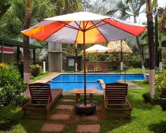 Cabinas Coyote Lodge Costa Rica - San Francisco de Coyote - Piscina