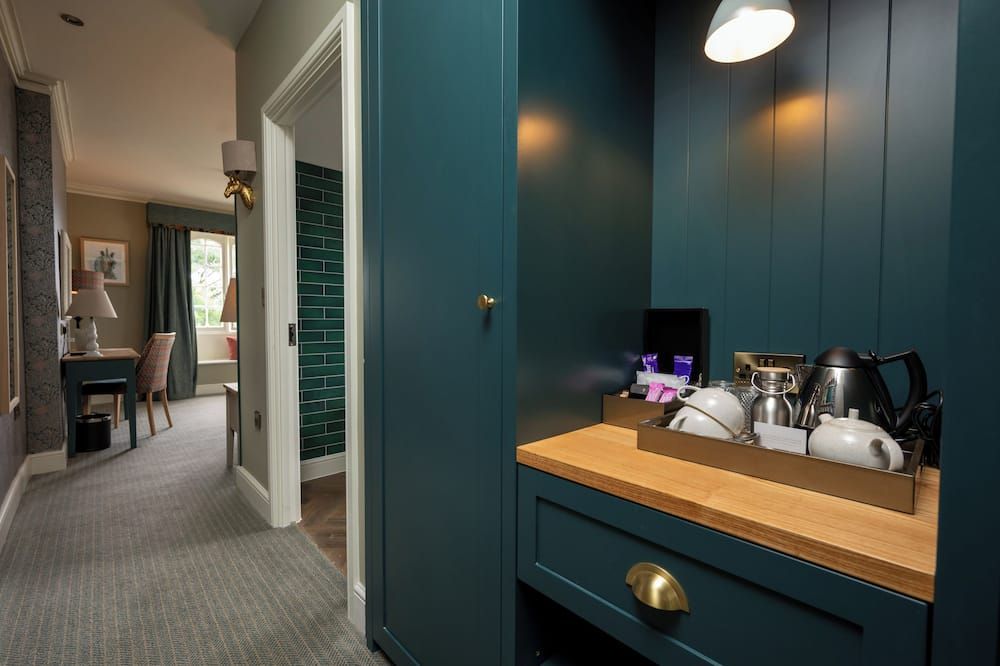 The Royal Inn by Chef & Brewer Collection - Bristol