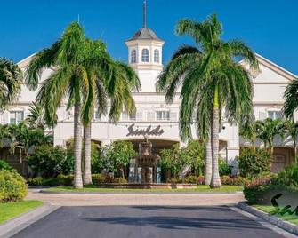 Sandals Emerald Bay Golf, Tennis & Spa Resort - Rokers Point Settlement