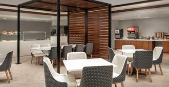 Embassy Suites by Hilton Dulles North Loudoun - Sterling - Restoran