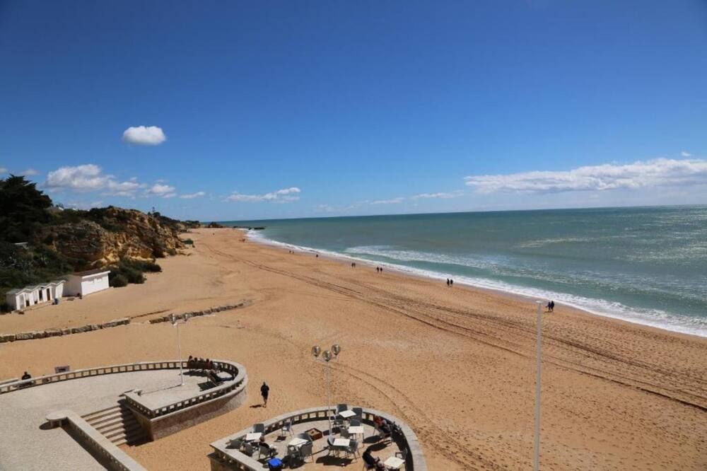 إناتل ألبوفييرا