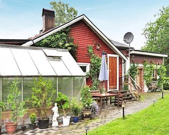 5 Person Holiday Home In H Ssleholm - Hässleholm - Building