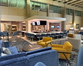 Holiday Inn Sioux Falls-City Centre By IHG - סו פולס - טרקלין