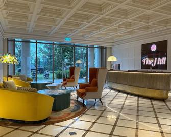 La Phan Phu Quoc, Hillside Apartment - Phu Quoc - Front desk