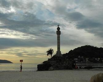 Rest And Coziness On The Beach - Gonzaguinha - São Vicente - Praia