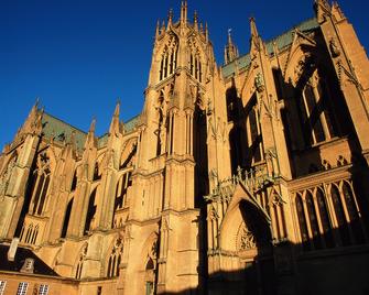 ibis Metz Centre Cathédrale - מץ - בניין