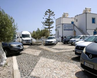The Three Anchors Rooms - Agios Georgios