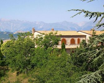 Hotel in Marche with Scenic Hiking Trails - Montelparo - Outdoor view