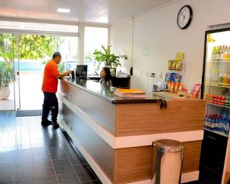 Hotel apartment. Near Banks and Public Agencies - Pimenta Bueno - Lobby