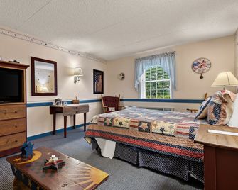 Country Living Inn - Smoketown - Ložnice