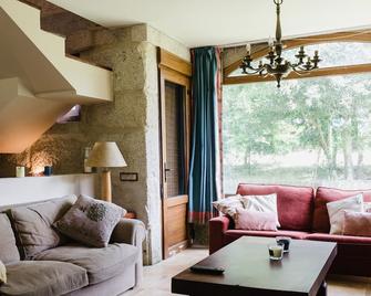 Villa Casa de Campo Los Carballos - Tomiño - Sala de estar