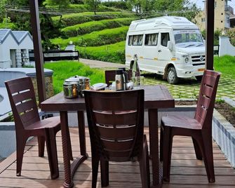 Magizham - Kodaikanal - Patio