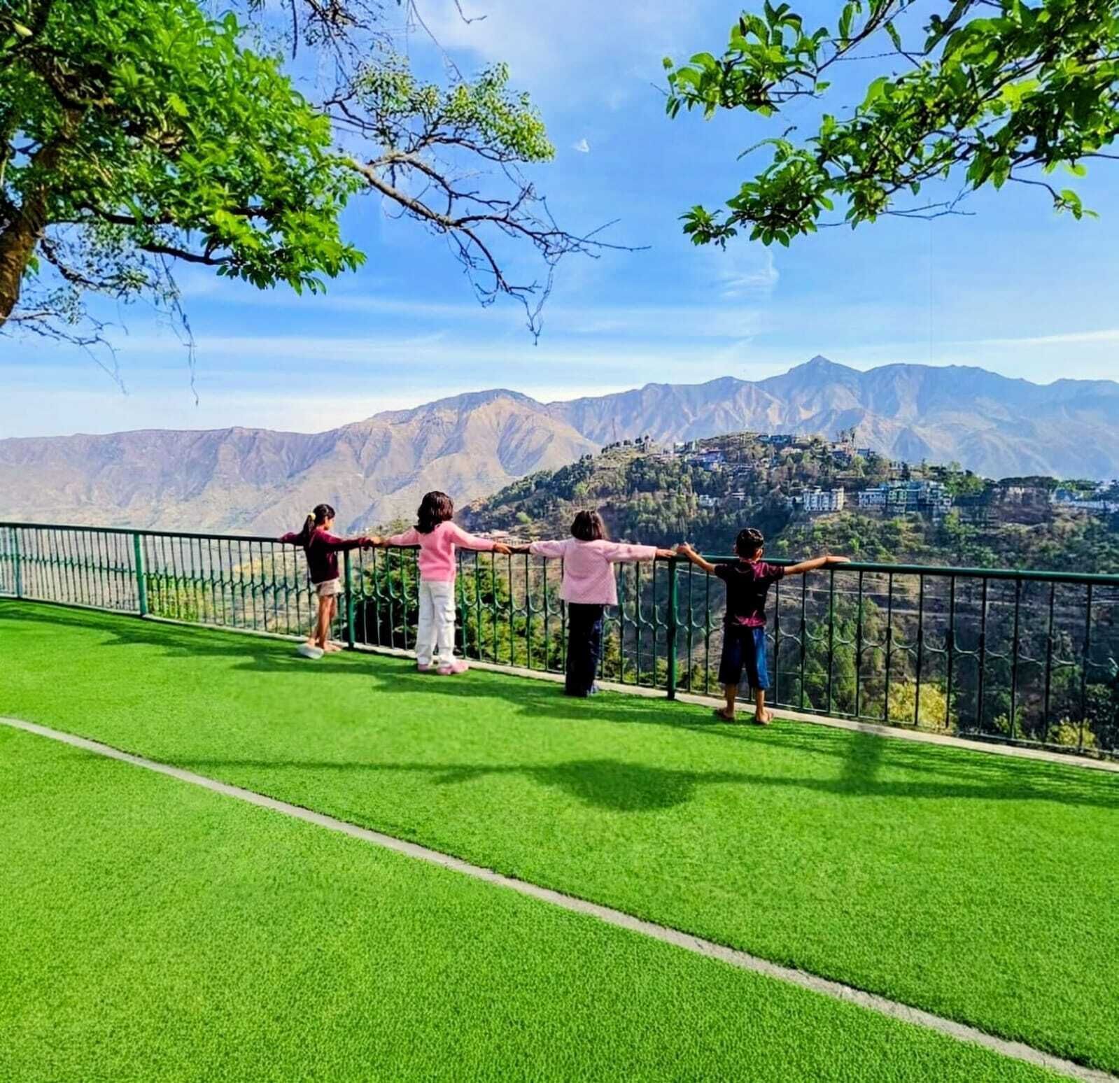 The Himalaya Retreat Resort - מוסורי