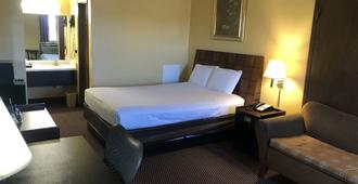 Nendels Inn & Suites - Dodge City - Makuuhuone