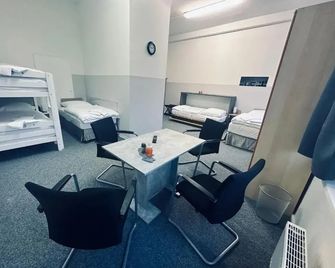 Bongard - Berlín